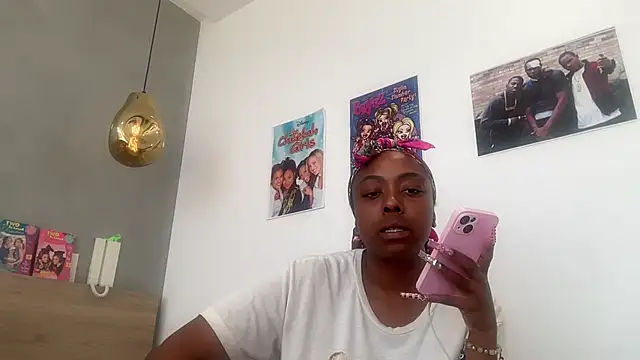 Snapshot of ChocolateCakeQueen chatting on 29, 5, 2026 ChocolateCakeQueen online show from 29, 5, 2026