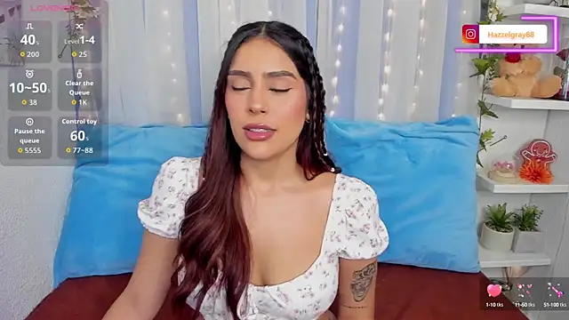 HazzelGray online show from 18, 9, 2025