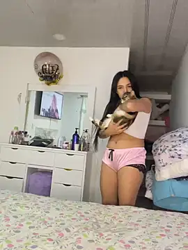 hannahb-e online show from 14, 2, 2025