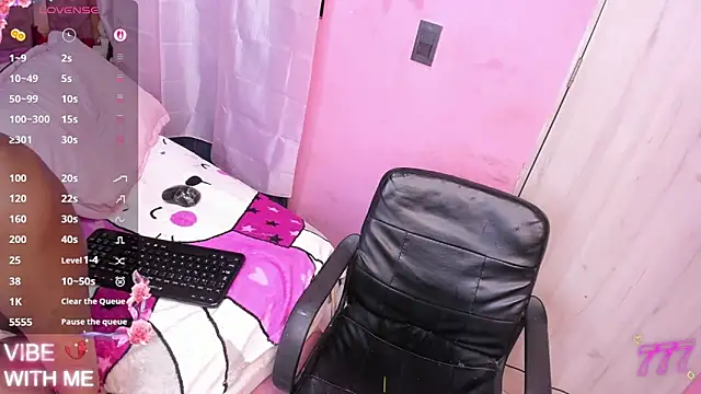 Snapshot of shenielxx chatting on 15, 6, 2026 shenielxx online show from 15, 6, 2026
