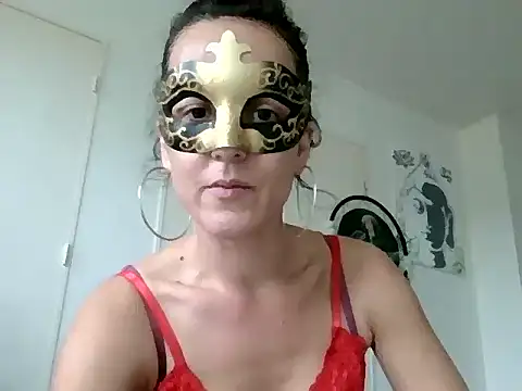Snapshot of Masquegirlmysterious chatting on 10, 11, 2025 Masquegirlmysterious online show from 10, 11, 2025