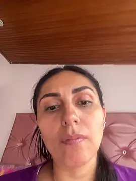 Snapshot of KatiaMoore chatting on 14, 12, 2024 KatiaMoore online show from 14, 12, 2024