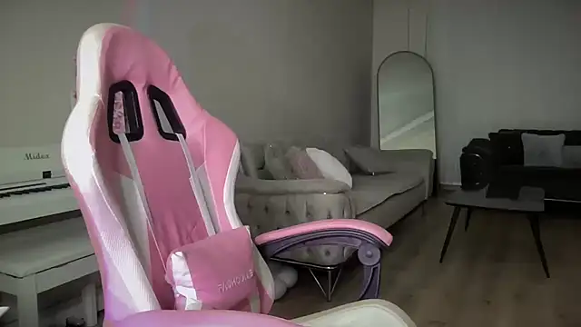 petitebeauty online show from 8, 8, 2026