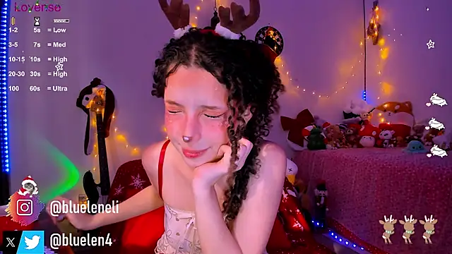 Snapshot of bluelen chatting on 17, 12, 2024 bluelen online show from 17, 12, 2024
