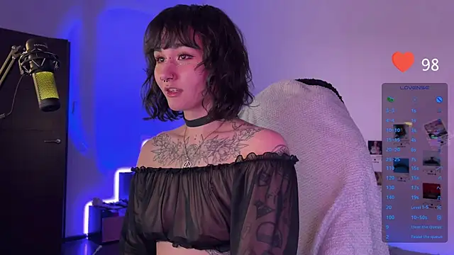 deadlysweet online show from 6, 1, 2025