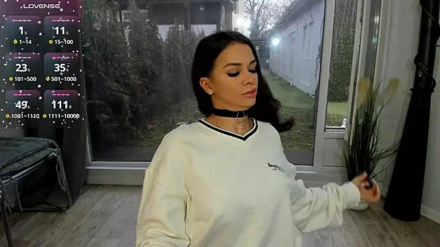 Snapshot of Selena_Reeves chatting on 10, 1, 2025 Selena Reeves online show from 10, 1, 2025