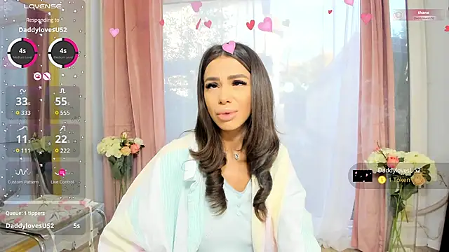 Snapshot of Selena_Reeves chatting on 5, 10, 2025 Selena Reeves online show from 5, 10, 2025