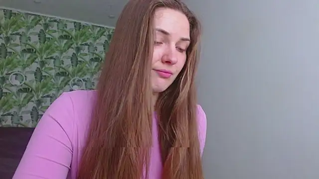 Olivia shine online show from 19, 4, 2026