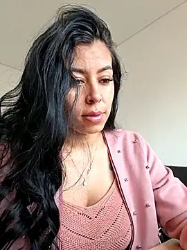 Snapshot of Emily_Wane chatting on 26, 6, 2026 Emily Wane online show from 26, 6, 2026