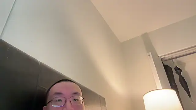 slaveasianboy online show from 18, 12, 2024