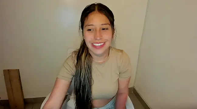 kiaraowen online show from 22, 3, 2025