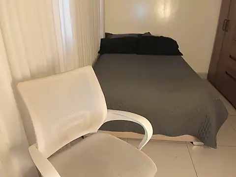 kiaraowen online show from 3, 6, 2026