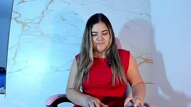 EVELIN MASON online show from 4, 6, 2026