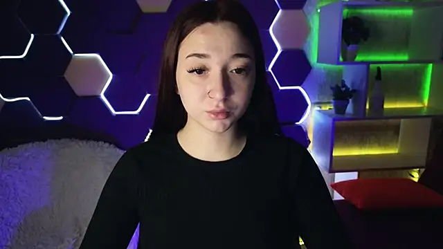 YasmineWest online show from 28, 12, 2024