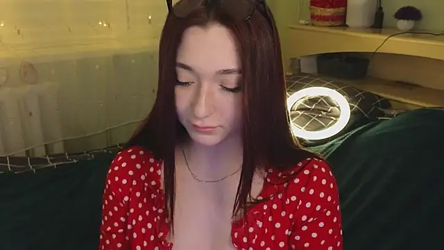 YasmineWest online show from 27, 1, 2025