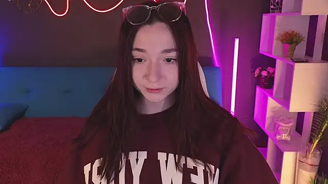 YasmineWest online show from 25, 2, 2025