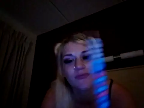 SexxxiLexiiii online show from 15, 12, 2025