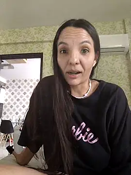 Snapshot of samilux5 chatting on 10, 9, 2025 samilux5 online show from 10, 9, 2025