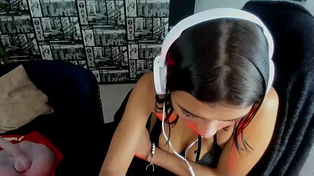 Snapshot of Lilithsabeth chatting on 7, 2, 2025 Lilithsabeth online show from 7, 2, 2025