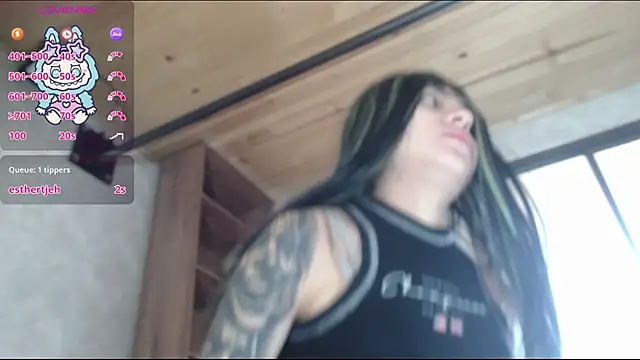 Snapshot of Sally23_ chatting on 25, 9, 2025 Sally23 online show from 25, 9, 2025