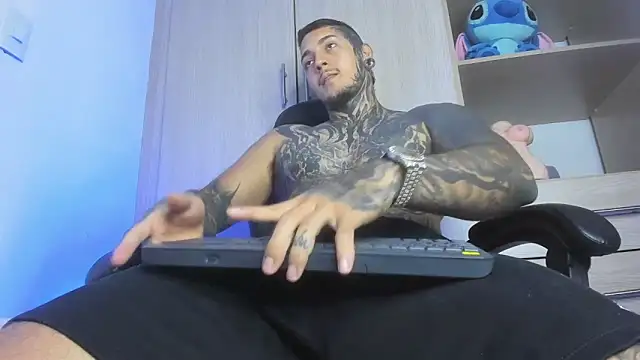 Snapshot of JAXXXONHERD chatting on 2, 6, 2026 JAXXXONHERD online show from 2, 6, 2026