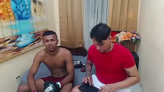 Snapshot of two_monstercock chatting on 14, 11, 2025 two monstercock online show from 14, 11, 2025