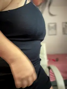 horny roomiess online show from 12, 11, 2025