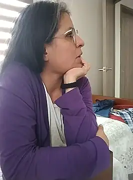 Snapshot of LucifernandaSw chatting on 2, 2, 2025 LucifernandaSw online show from 2, 2, 2025