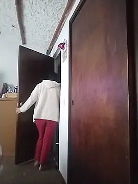 Snapshot of LucifernandaSw chatting on 18, 2, 2025 LucifernandaSw online show from 18, 2, 2025