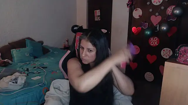 Snapshot of LucifernandaSw chatting on 18, 2, 2026 LucifernandaSw online show from 18, 2, 2026