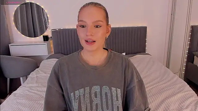 CassieRayss online show from 15, 1, 2026