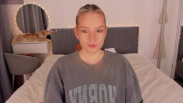 CassieRayss online show from 24, 2, 2026