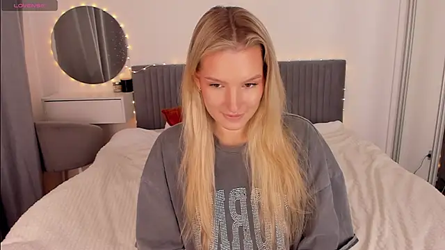 CassieRayss online show from 16, 3, 2026