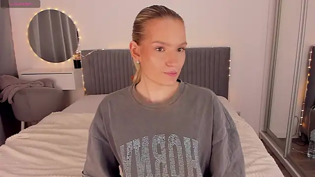 CassieRayss online show from 27, 4, 2026