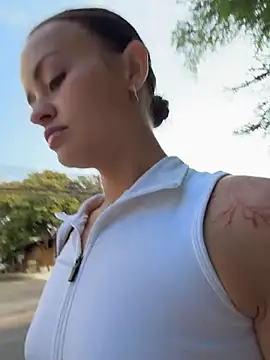 AngelinaTeller online show from 14, 4, 2026