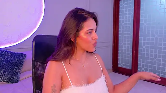 martina duque  online show from 4, 3, 2026