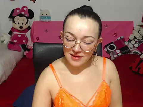 Angela 18honey online show from 17, 10, 2025