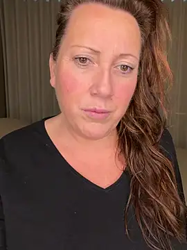 Snapshot of xsexycurvymilf chatting on 11, 2, 2026 xsexycurvymilf online show from 11, 2, 2026