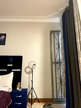 Snapshot of Dellah26 chatting on 26, 10, 2025 Dellah26 online show from 26, 10, 2025