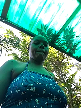 Snapshot of Dellah26 chatting on 5, 11, 2025 Dellah26 online show from 5, 11, 2025