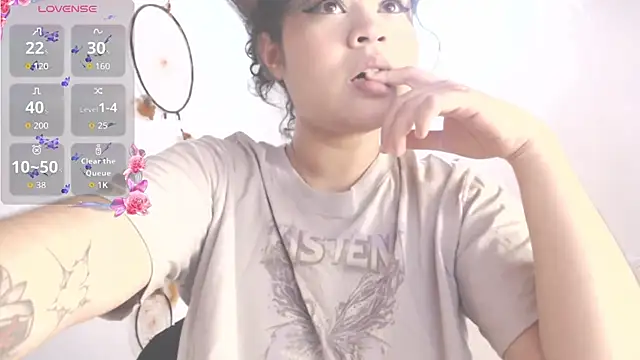 Amara18  online show from 4, 10, 2025