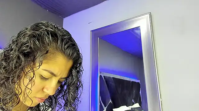 Amareto  online show from 16, 11, 2025