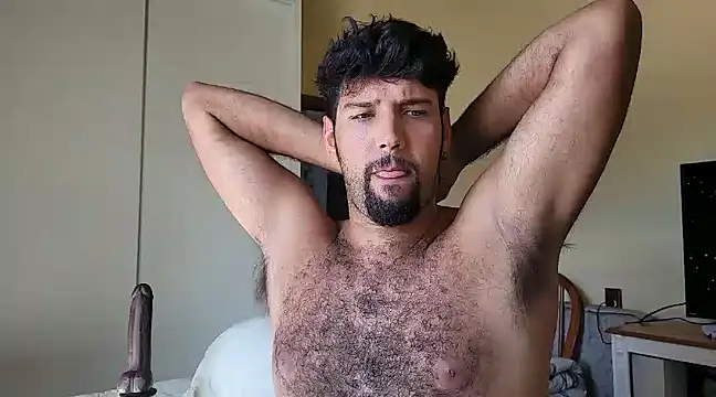 Snapshot of Luksmen chatting on 12, 12, 2024 Luksmen online show from 12, 12, 2024