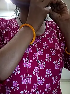 Hot-Shivani online show from 1, 3, 2025