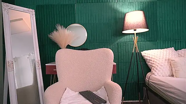 HaileyMoonn online show from 12, 11, 2025