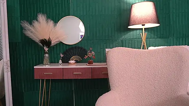 HaileyMoonn online show from 16, 1, 2026