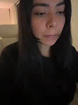 PetitLumiere online show from 10, 11, 2025