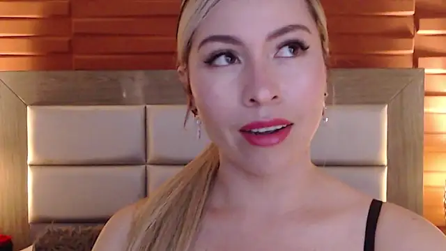 Ammy Castro online show from 7, 2, 2025