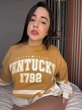 Snapshot of Victoria-And1 chatting on 7, 12, 2024 Victoria-And1 online show from 7, 12, 2024