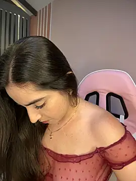 Snapshot of Victoria-And1 chatting on 10, 10, 2025 Victoria-And1 online show from 10, 10, 2025